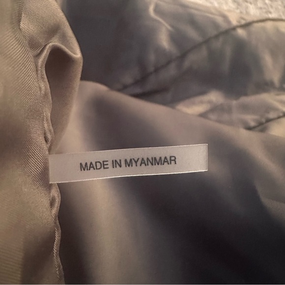 Quilted Floral Puffer Vest Sz M Colorful Full Zip Pockets Cottagecore Cabincore - Picture 7 of 9